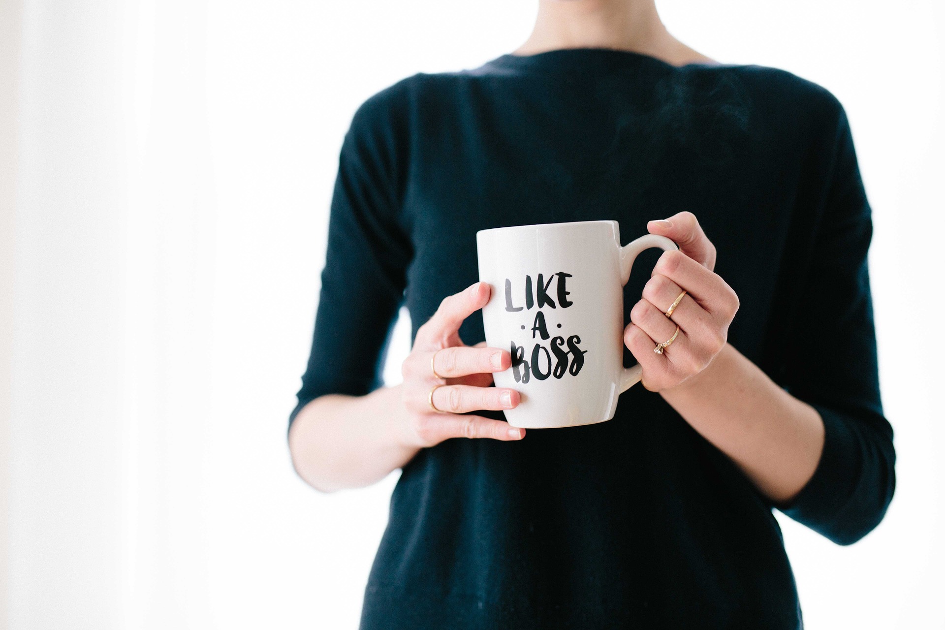 2018-03-28 - pixabay - Like a boss - cup-2592041_800x533